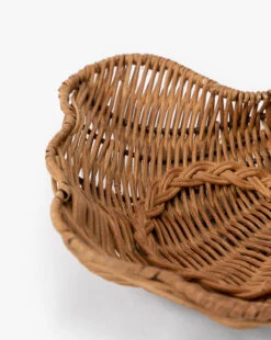 Concha Dish -Bloomingville Store ConchaDish MDCR3046 NAT D1 T