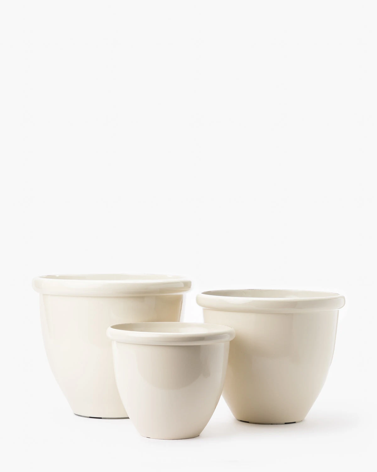 Glossy Cream Garden Pots (Set Of 3) 3 Glossy Cream Garden Pots (Set Of 3)