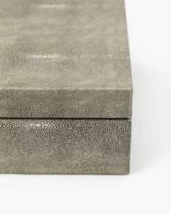 Gregory Shagreen Leather Box -Bloomingville Store GregoryShagreenLeatherBox MDCR2917 GRY OS D2 T