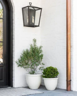 Glossy Cream Garden Pots (Set Of 3) 12 Glossy Cream Garden Pots (Set Of 3) -Bloomingville Store catalogue2020 101