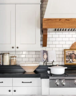 Studio Display Easel -Bloomingville Store catalogue2020 88 64f6192c 923c 4f51 a443 d559b4c29eb3